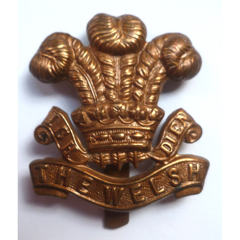 WW1 Welsh Regiment All Brass Economy Cap Badge - British Military Insignia