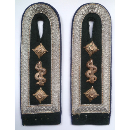 WW2 German M36 Medic NCO Oberfeldwebel Epaulettes Shoulder boards - German Third Reich
