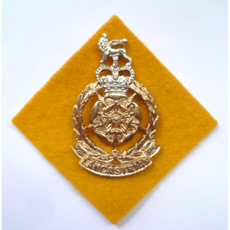 Lancastrian Brigade Staybrite Cap Badge - Queen's Crown - British Army Insignia