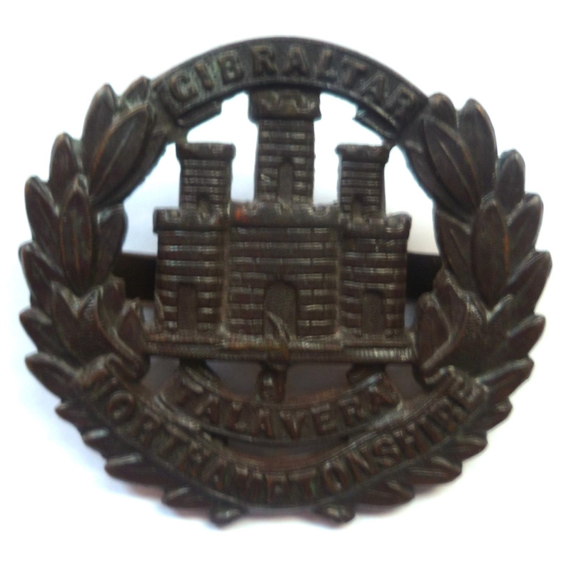 WW1 Northamptonshire Regiment Officers Bronze Cap Badge - British Army Insignia