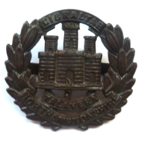 WW1 Northamptonshire Regiment Officers Bronze Cap Badge - British Army Insignia