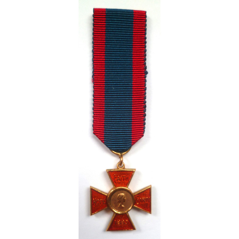 Miniature Royal Red Cross Medal 1st Class Medal - ERII - British Military Insignia