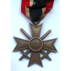 WW2 German War Merit Cross With Swords 2nd class - Third Reich Insignia