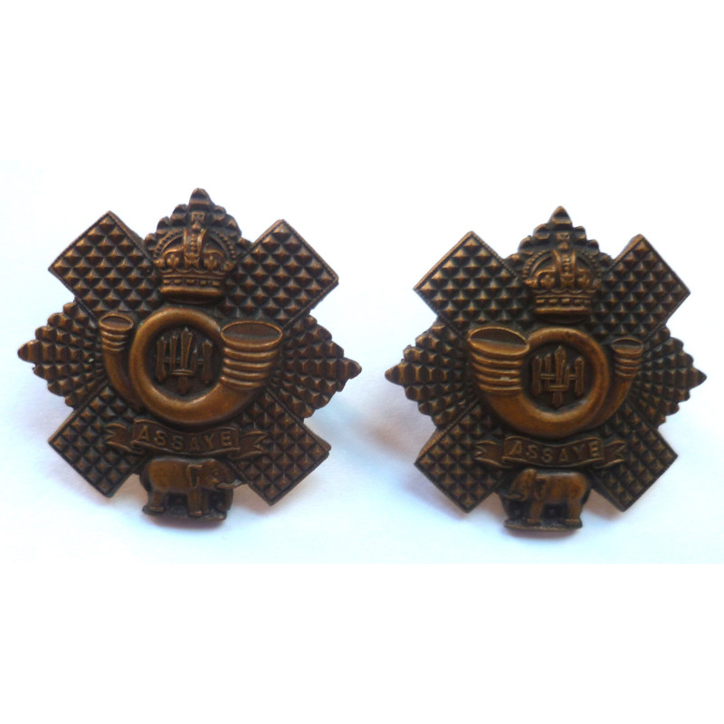 Pair Highland Light Infantry Officers Bronze Collar Badges - British Military Insignia