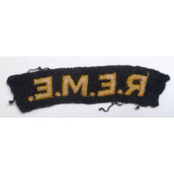 WW2 Royal Electrical And Mechanical Engineers Shoulder Title - REME - British Military Insignia