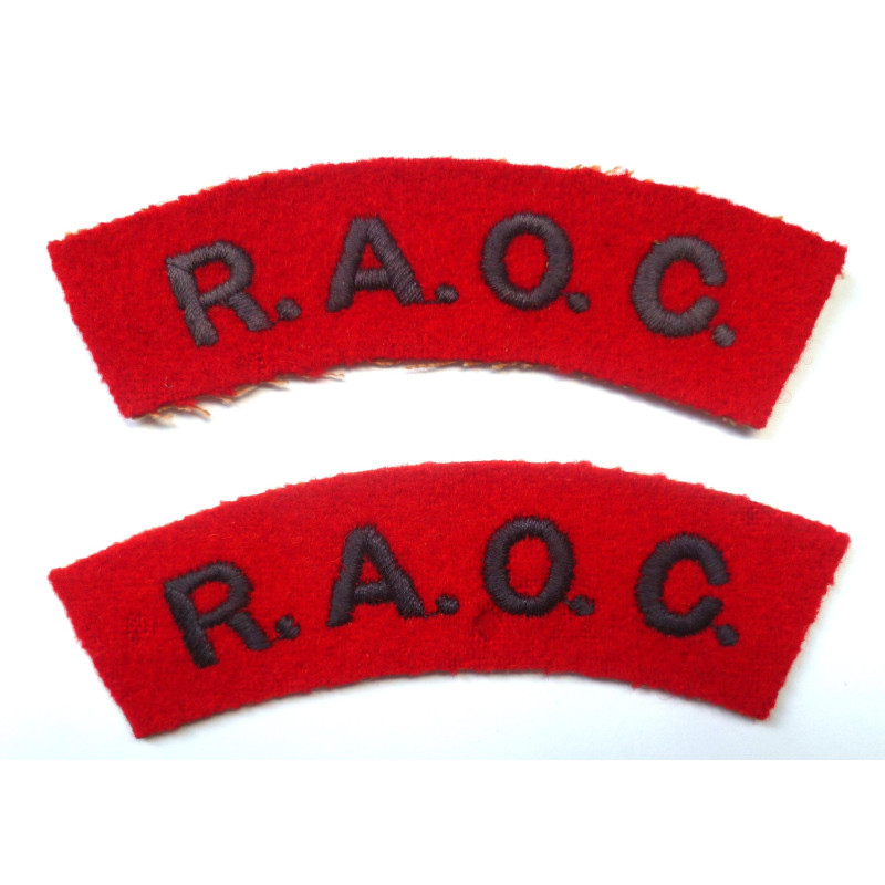 Pair Of WW2 Royal Army Ordnance Corps Cloth Shoulder Titles - RAOC- British Military Insignia