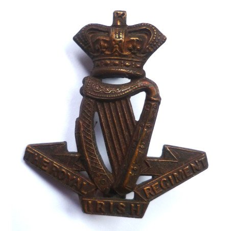 Victorian The Royal Irish Regiment Cap Badge - British Military Insignia