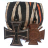 WW1 German 1914 Iron Cross 2nd Class and a Hindenburg Cross for Combatants Medal Group - German Third Reich