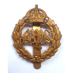 2nd Dragoon Guards (Queen's Bays) Regiment Cap Badge - British Military Insignia