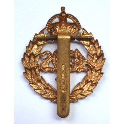 2nd Dragoon Guards (Queen's Bays) Regiment Cap Badge - British Military Insignia