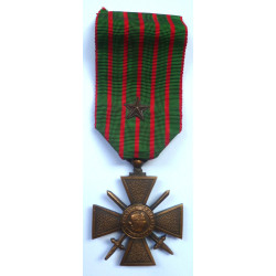 Croix de Guerre 1914-18 Medal With Bronze Star - French Republic - World War One