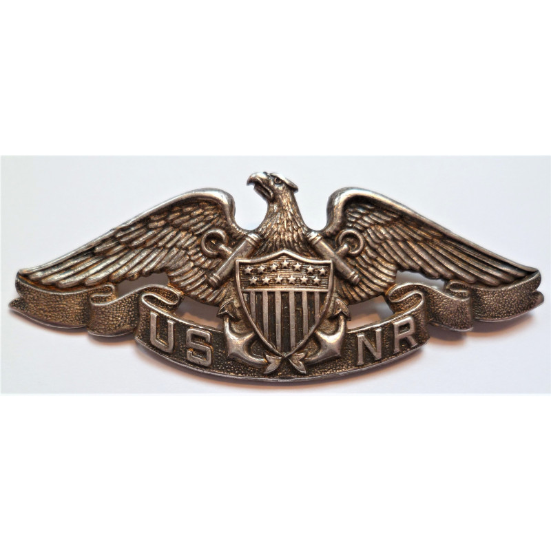 WWII US Naval Reserve Merchant Marine Badge Sterling  Vanguard N.Y.