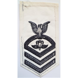 US Navy Parachute Rigger 1st Class Cloth Trade Badge