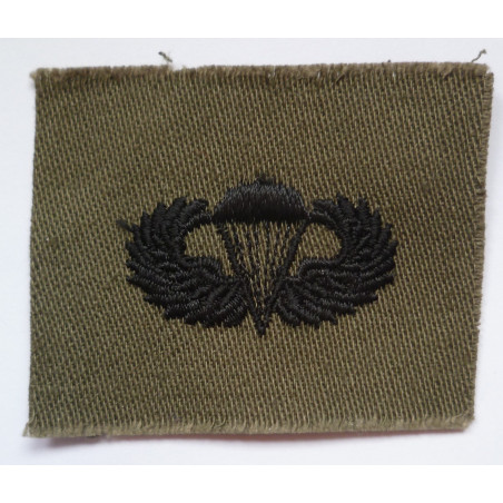 US Vietnam Basic Parachute Wing Badge Subdued