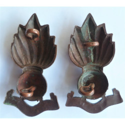 Pair WW2 Royal Artillery Officers Bronze Collar Badges