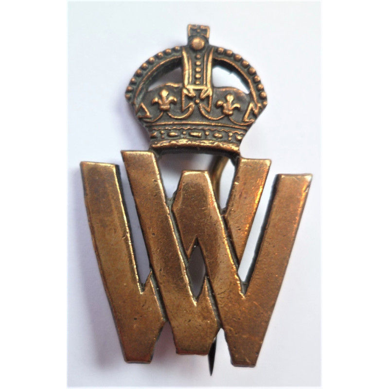WW1 Womens War Volunteers Badge WV