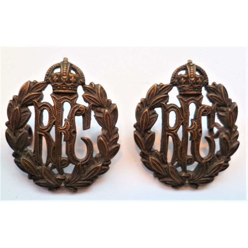 Pair WW1 Royal Flying Corps Collar Badges RFC