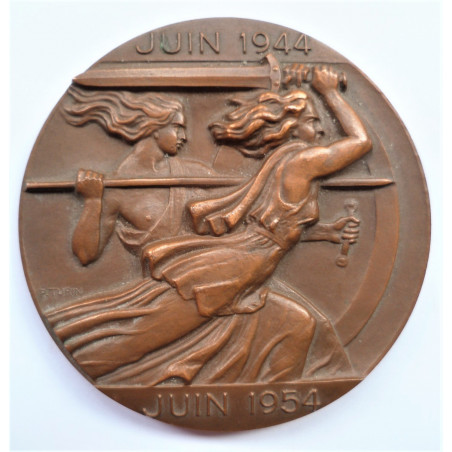 A Bronze Cherbourg Liberation Medallion June 1944 1954