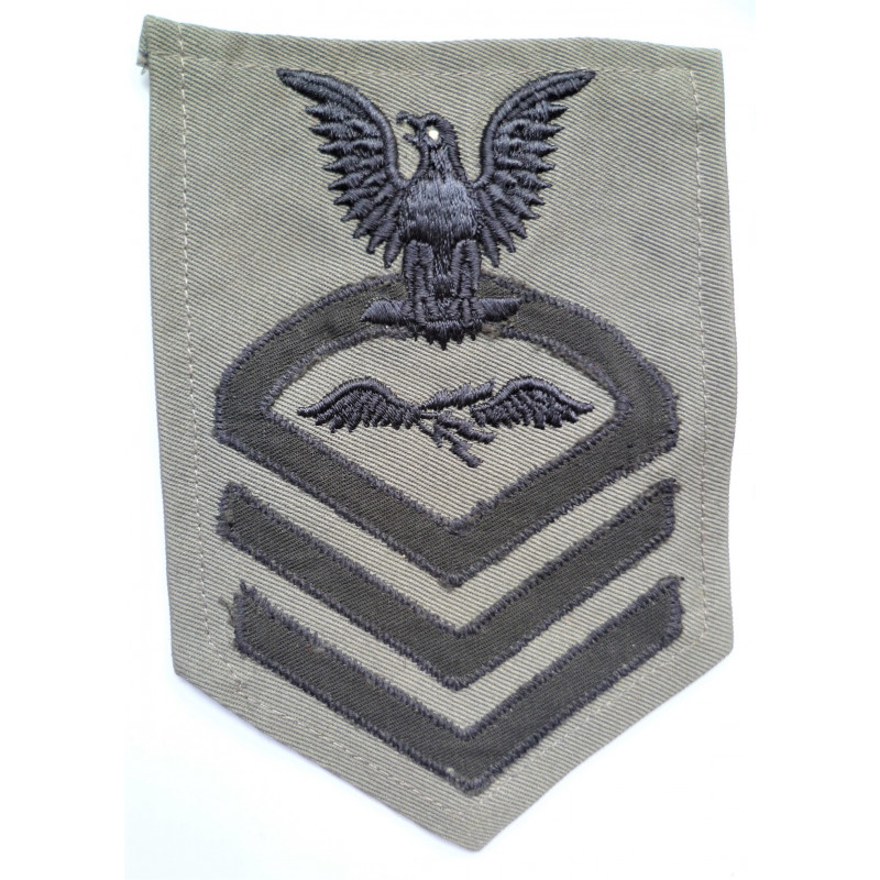 WW2 US Navy Aviation Chief Radioman Cloth Sleeve Insignia