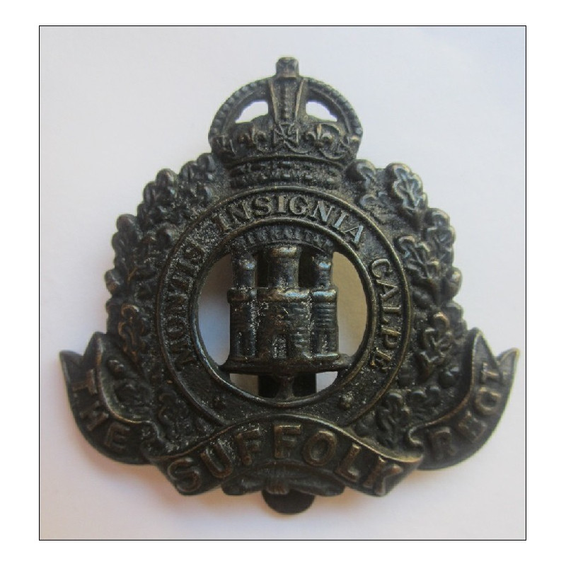 British Army Suffolk Regiment Cap Badge.